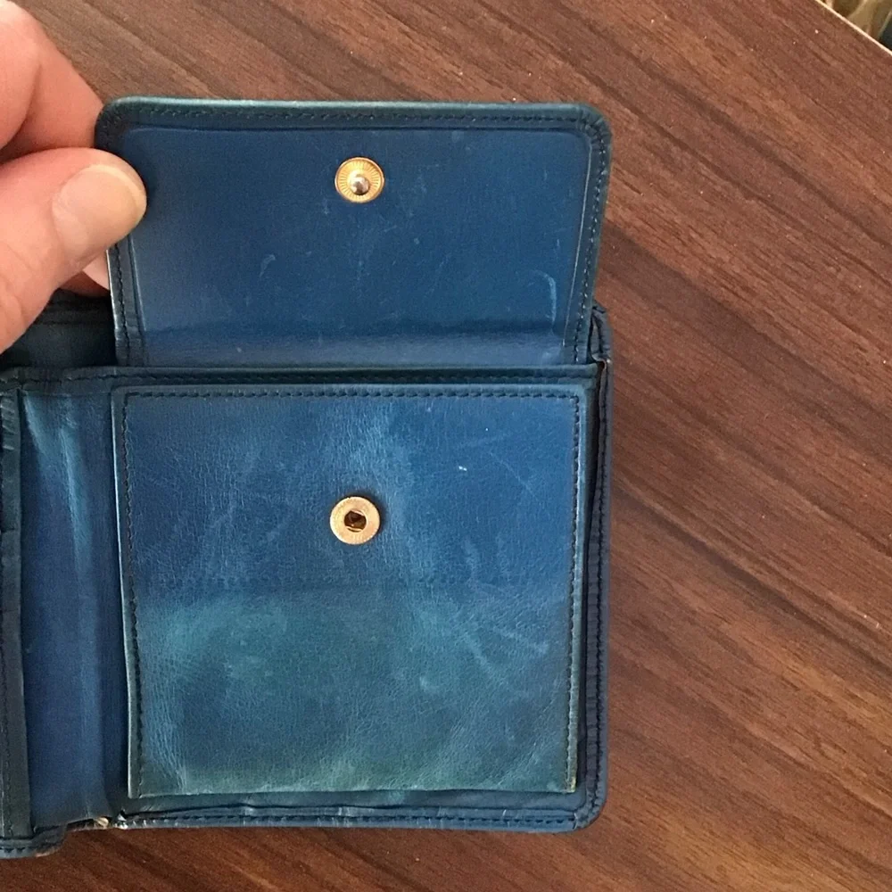 Louis Vuitton Blue Epi Leather Men's Wallet